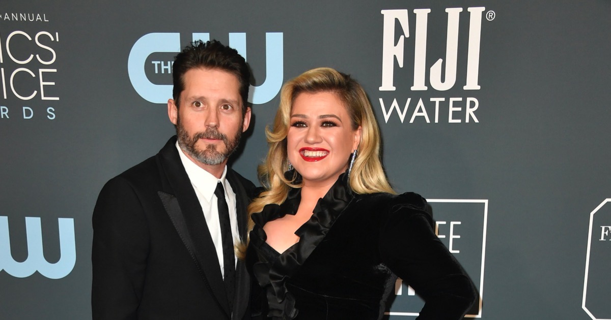 OMG, have you heard? Kelly Clarkson files for divorce - OMG.BLOG