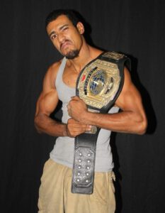OMG, he's naked: American professional wrestler AR Fox - OMG.BLOG