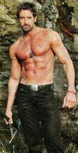 OMG, he's naked: Mexican actor Gabriel Soto - OMG.BLOG