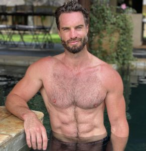OMG, forget America's newly gay 'Bachelor'! We want Marc Buckner from