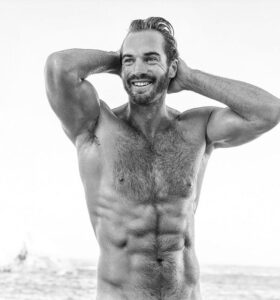 OMG, forget America's newly gay 'Bachelor'! We want Marc Buckner from