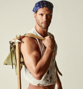 OMG, he’s naked: Italian model Elia Cometti goes full-frontal – OMG.BLOG