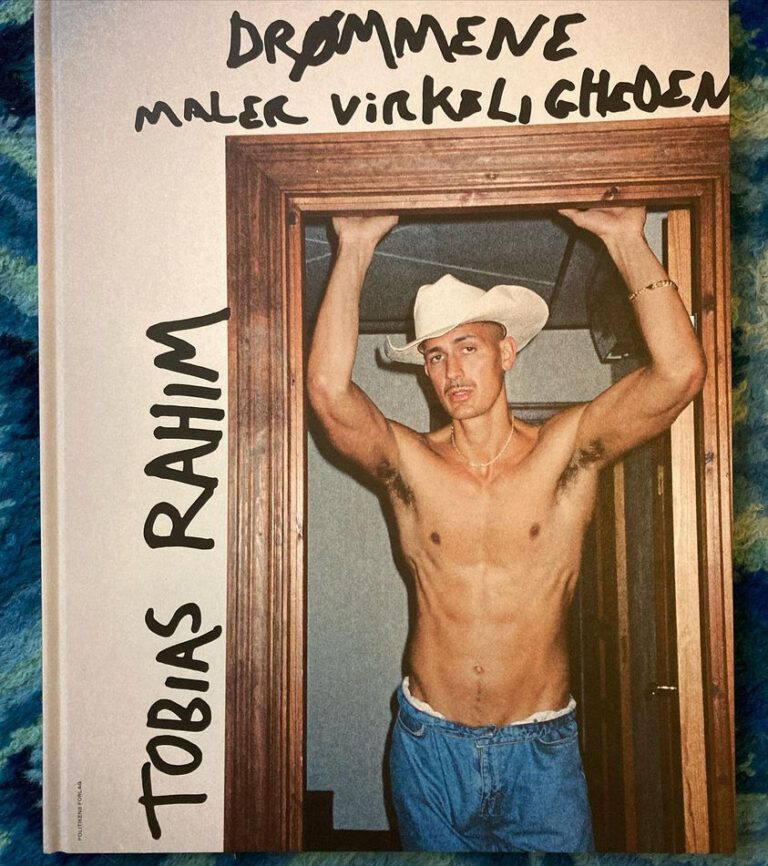 OMG He S Naked Danish Kurdish Singer Tobias Rahim Goes Full Frontal OMG BLOG