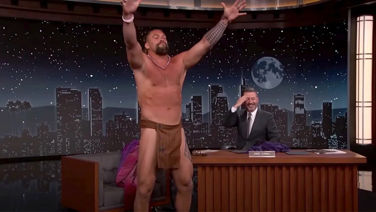 Omg Have You Heard Jason Momoa Strips Off His Clothes Mid Interview