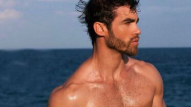 OMG, he's all kinds of naked: Mexican soap actor and model David Ortega