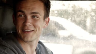 OMG, they're naked: The actors of 'You and I' - OMG.BLOG