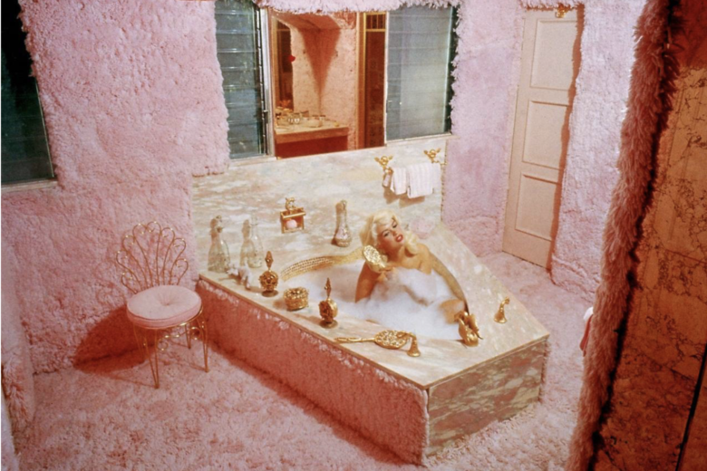 OMG, have you seen Jayne Mansfield's Pink Palace? - Jarastyle Teen's