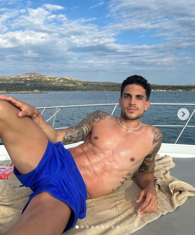 OMG, his butt: Spanish footballer Marc Bartra - Jarastyle Teen's