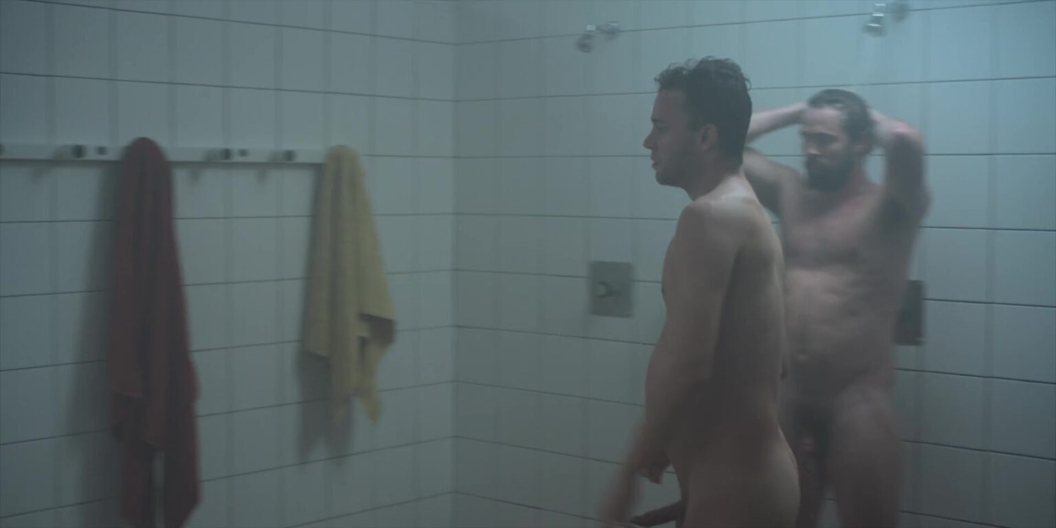 Omg He S Naked Actor Lex Molero Goes Full Frontal In Spanish Series