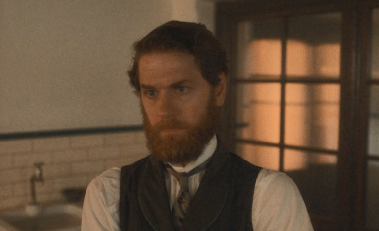 OMG, his butt Actor Kyle Soller in miniseries Bodies OMG.BLOG