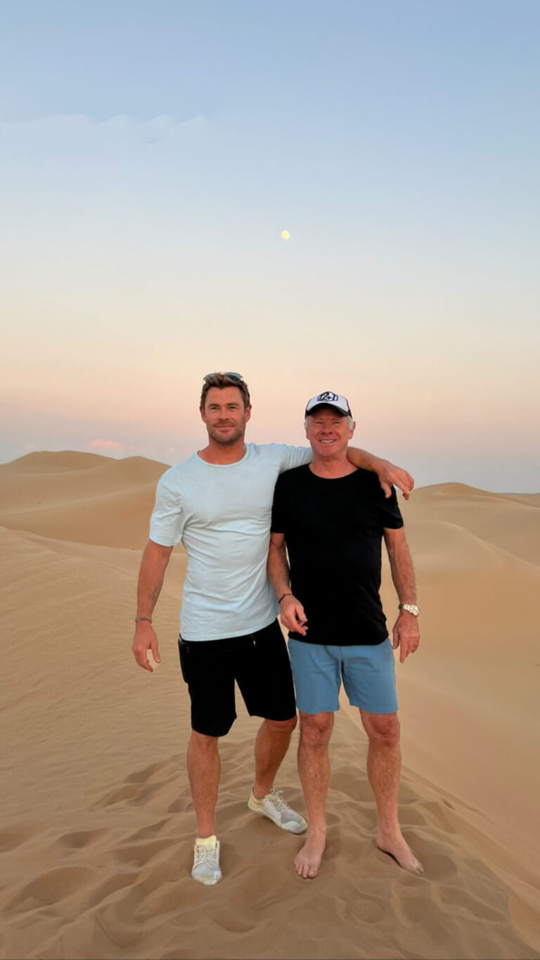 OMG, you'll never believe how much Chris Hemsworth's dad looked like
