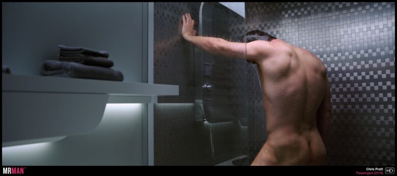Chris Pratt nude in Passengers